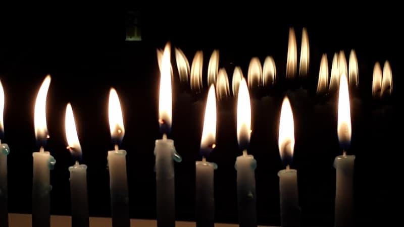 https://sephardicu.com/wp-content/uploads/2019/11/Hanukkah-Photo-Credit-by-Dina-Brawer.jpg