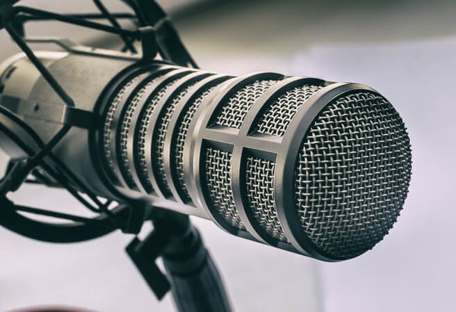 sephardic podcasts picture of a microphone