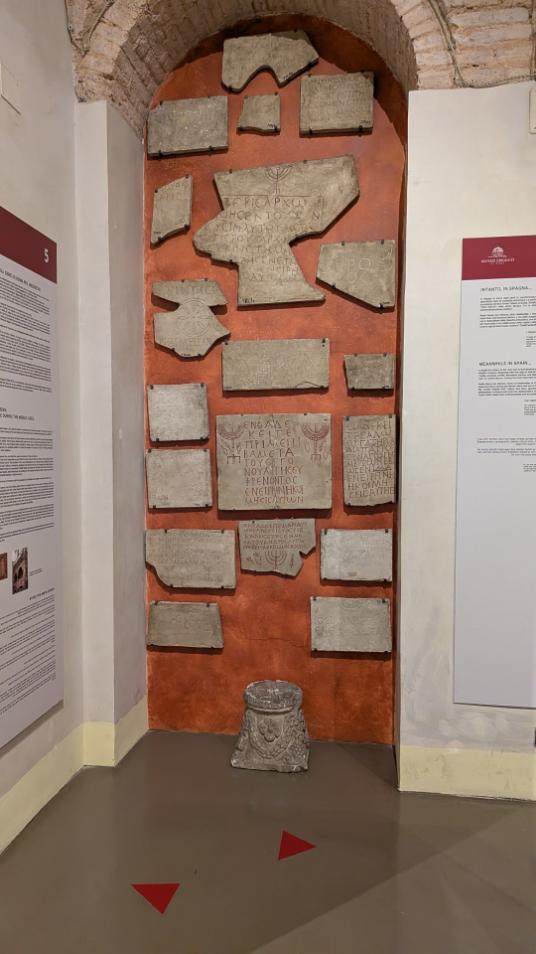 Artifacts from the Jewish Museum at the Great Synagogue of Rome 1
