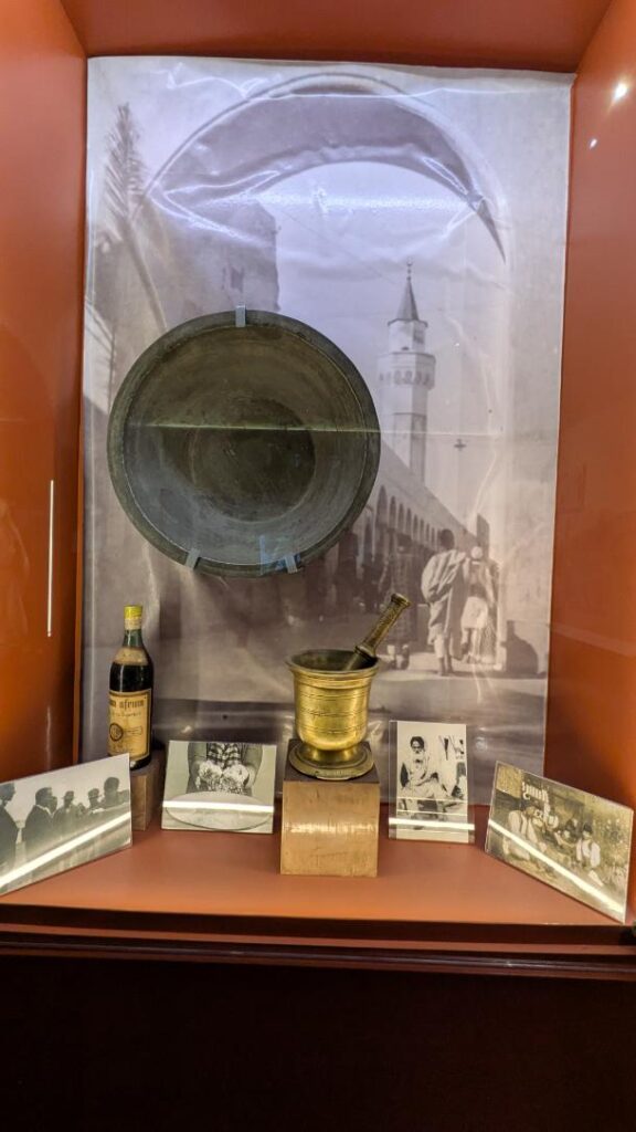 Artifacts from the Jewish Museum at the Great Synagogue of Rome 1