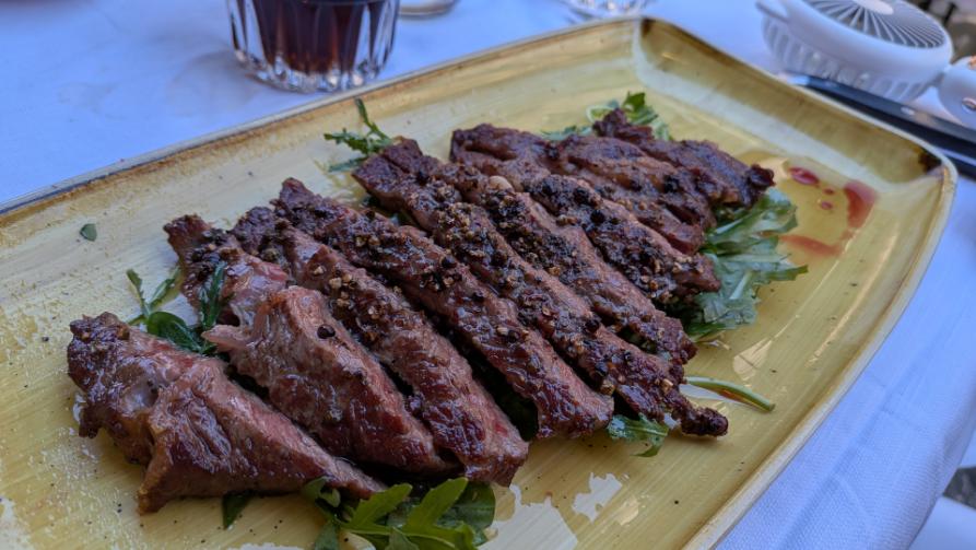 La Baghetto Peppered Steak