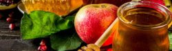 https://sephardicu.com/wp-content/uploads/2019/11/Rosh-Hashanah-Blessings.jpg